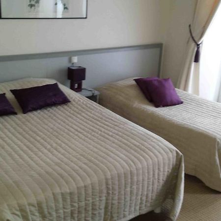 Grand Hotel De L'Etoile Courtenay  Phòng bức ảnh