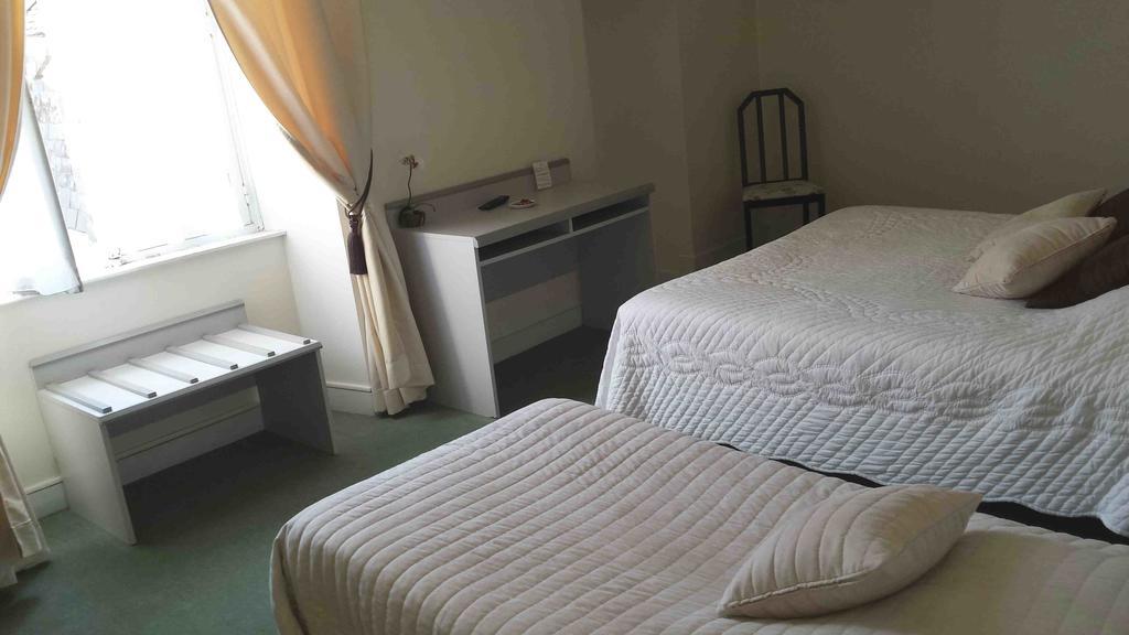 Grand Hotel De L'Etoile Courtenay  Ngoại thất bức ảnh